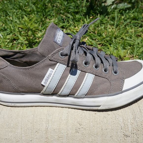 ADIDAS - Picture 3 of 8